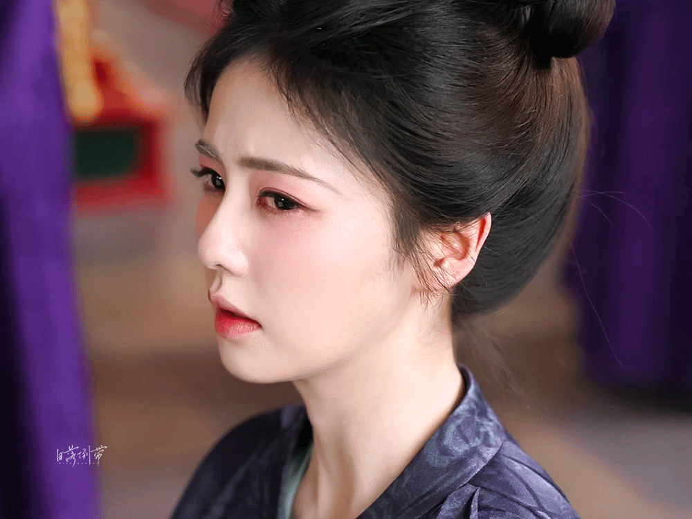 白鹿莫离口碑   在叶璃身上看到了白鹿赋予角色的多面化，是武艺高强的叶璃，是破碎
