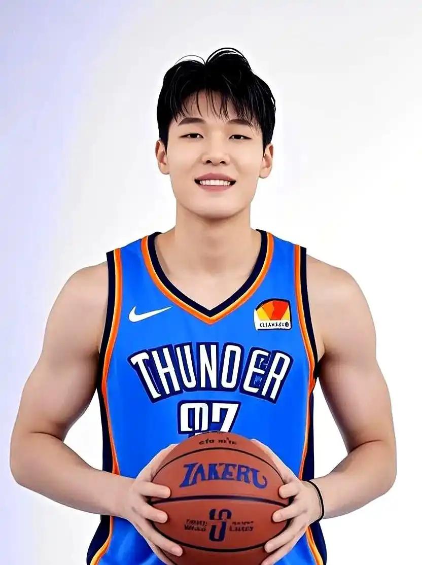 杨瀚森在今天NBA夏季联赛开拓者对太阳队的比赛中，出场26分钟，投篮10中5，三