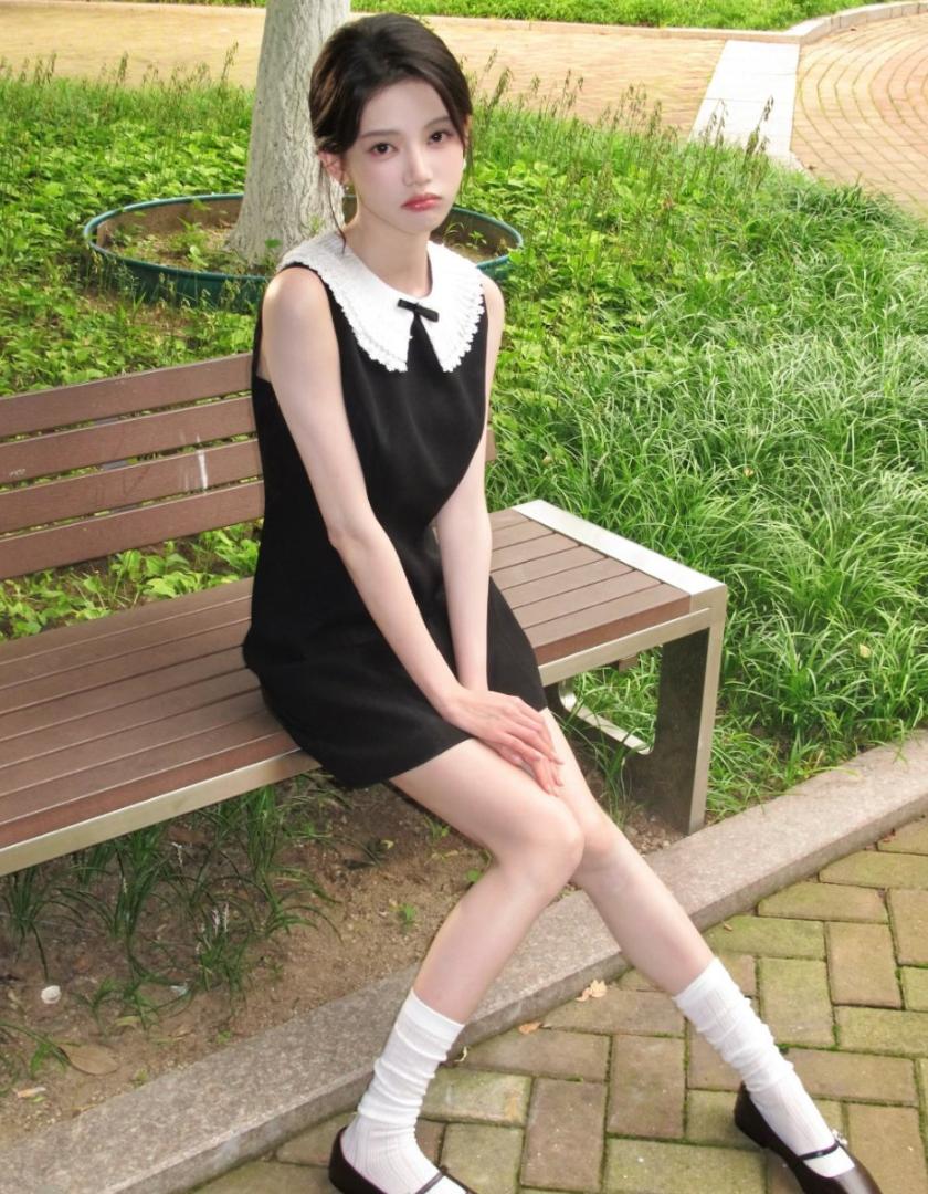 都瘦成皮包骨了还被说胖？

这审美卷得也太没边了

今天刷到孙珍妮那组拍戏路透，