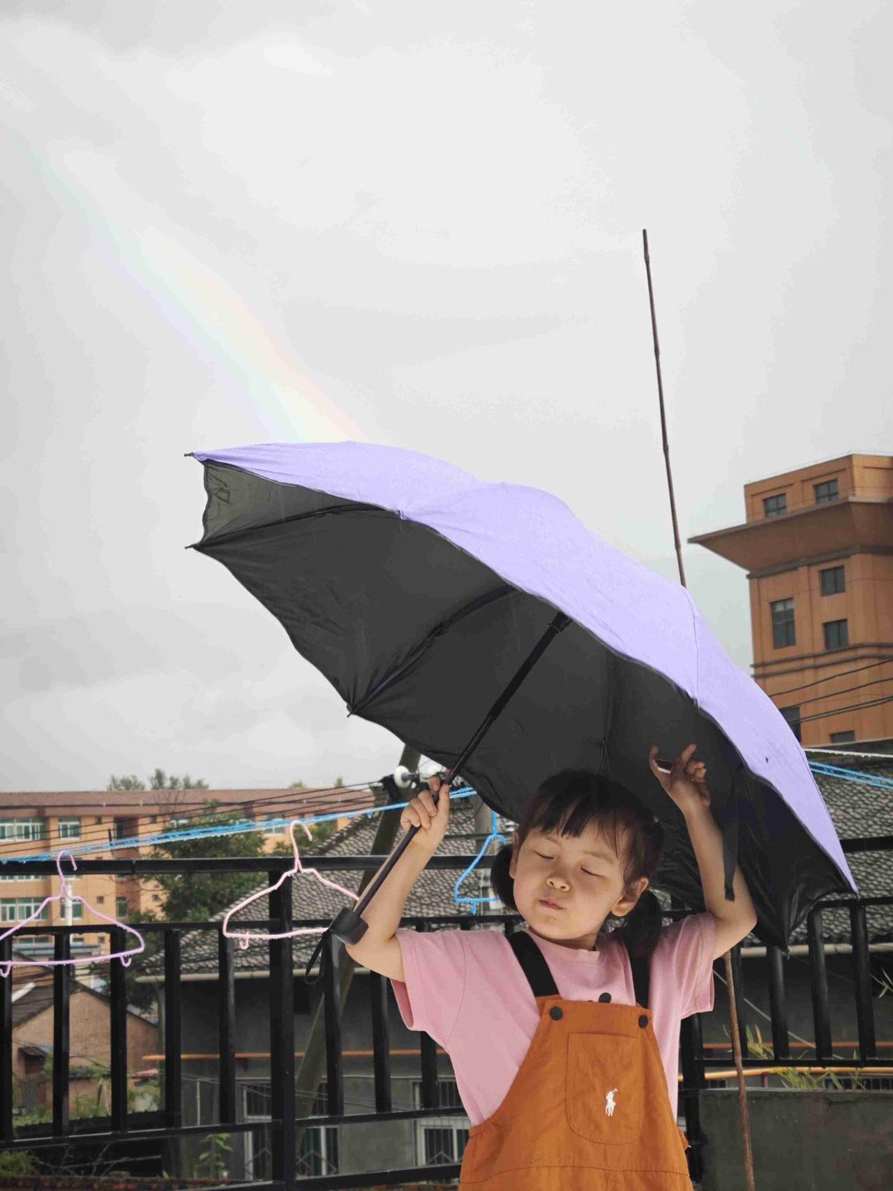 我的今日状态：😁轻松愉快
我这里的天气：☀️晴天
太白突遇瓢泼大雨，十来分钟过