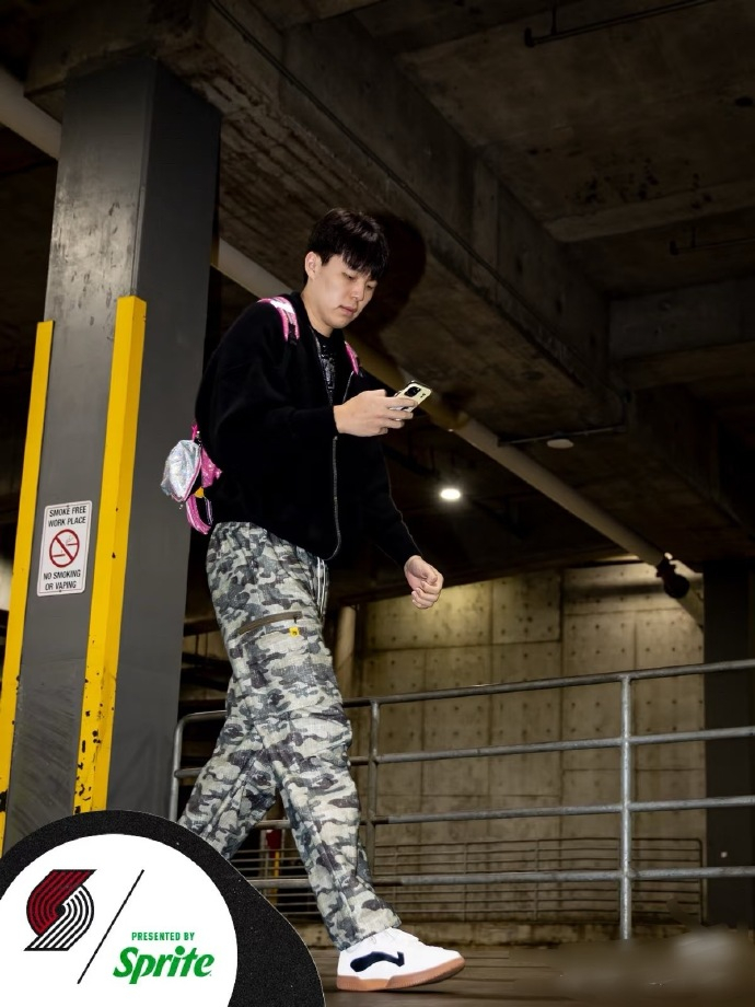 杨瀚森会被再次下放吗 今天杨瀚森再一次没有获得上场机会。杨瀚森在结束17号G联赛