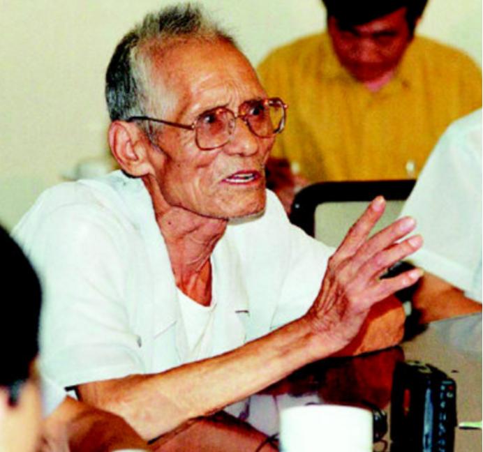 [微风]1994年，“狼牙山五壮士”幸存者葛振林意外得知，中央军委发给他的金质勋