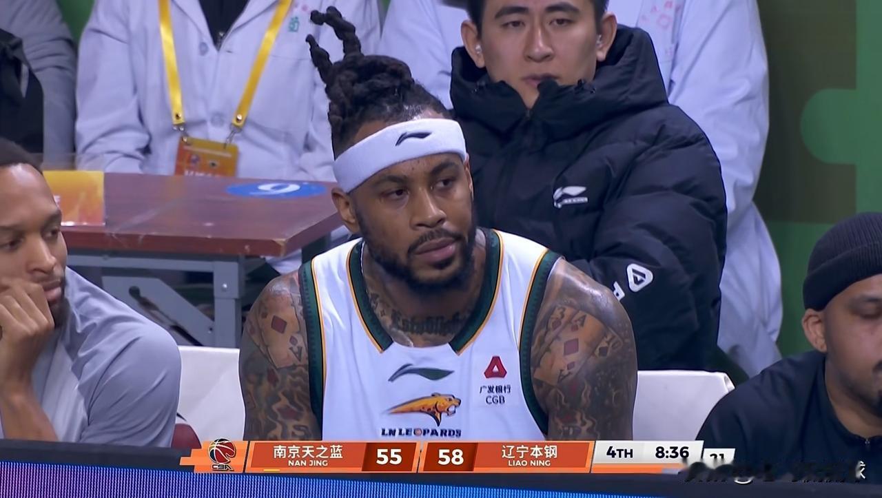 辽宁本钢老将莫兰德又躺赢了一场！在今天辽宁本钢客场以79:66战胜南京天之蓝的比