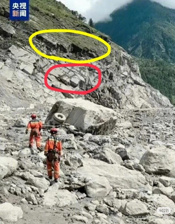 吉隆口岸大楼现状 前后对比国门建筑后面山体的位置 太恐怖了，泥石流直接把建筑全埋