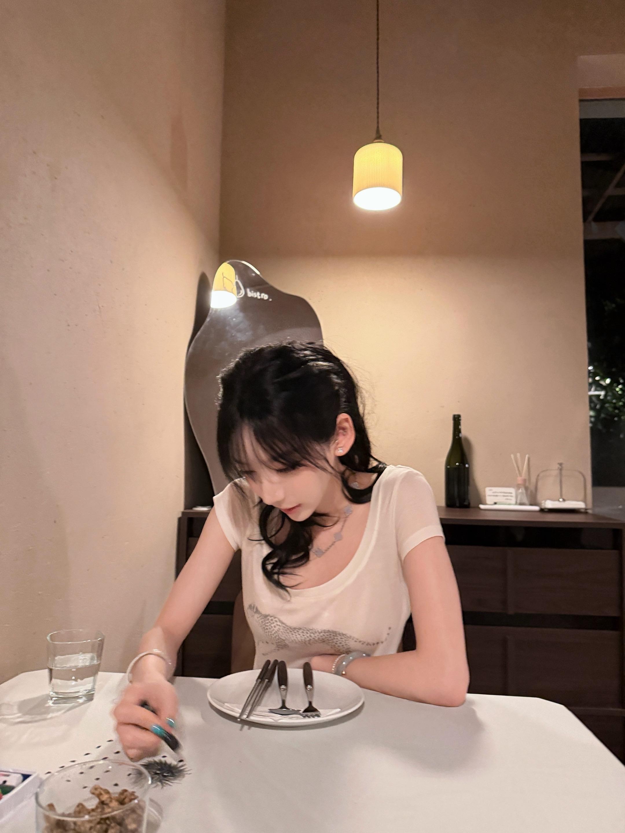 经常请吃饭的漂亮姐姐
