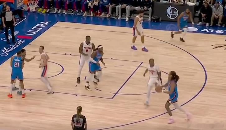 杰林-威廉姆斯生涯之夜！镜头解析vs活塞30+11精彩表现1234乔接球突破直杀