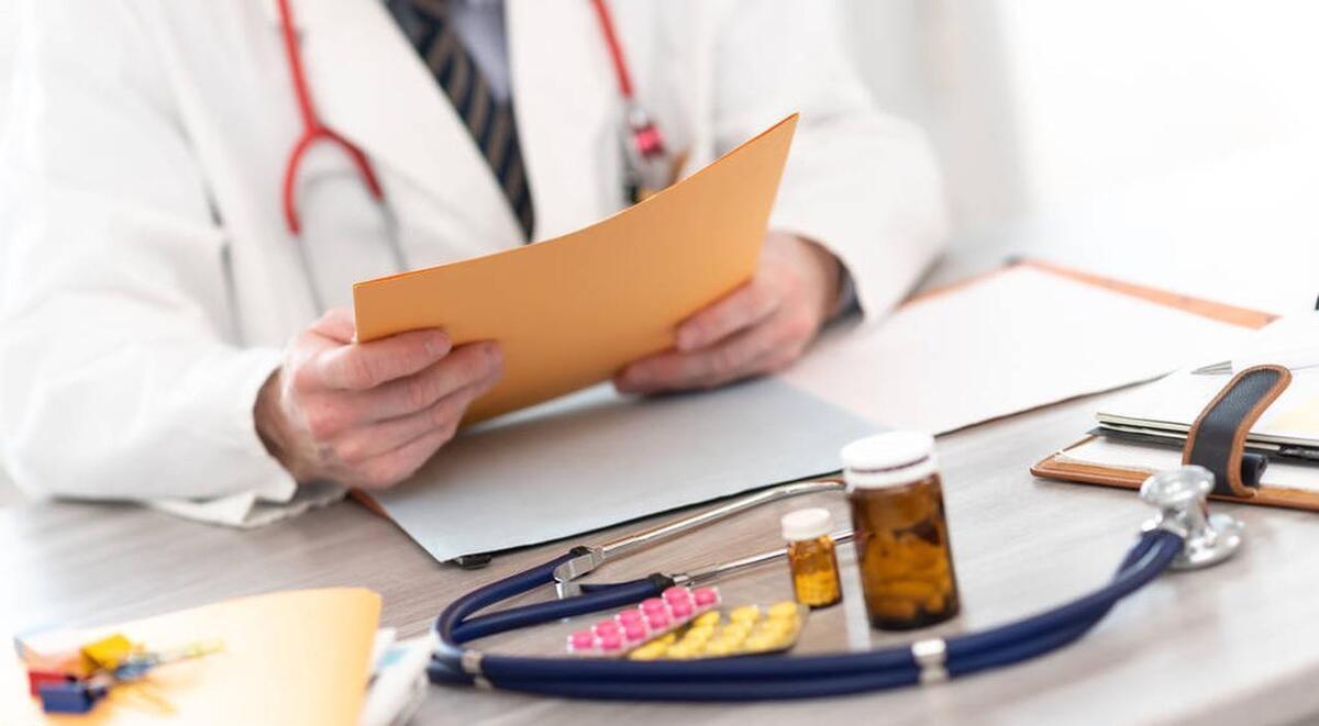 容易造成血压升高的常用药物有哪些？
1、甘草类药物：甘草片、甘草口服液、复方甘草