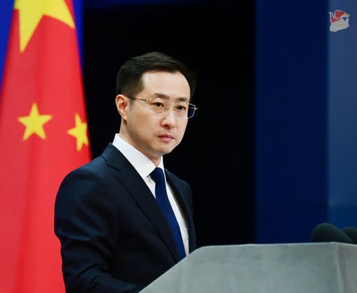 日本手拿三份“铁证”！
向中国索要钓鱼岛的归属权！
解放军直接用行动证明！

日