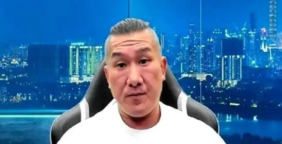 今天半夜刷手机，差点没把我笑精神了。

一个成天把“兄弟”、“义气”挂在嘴边的肌