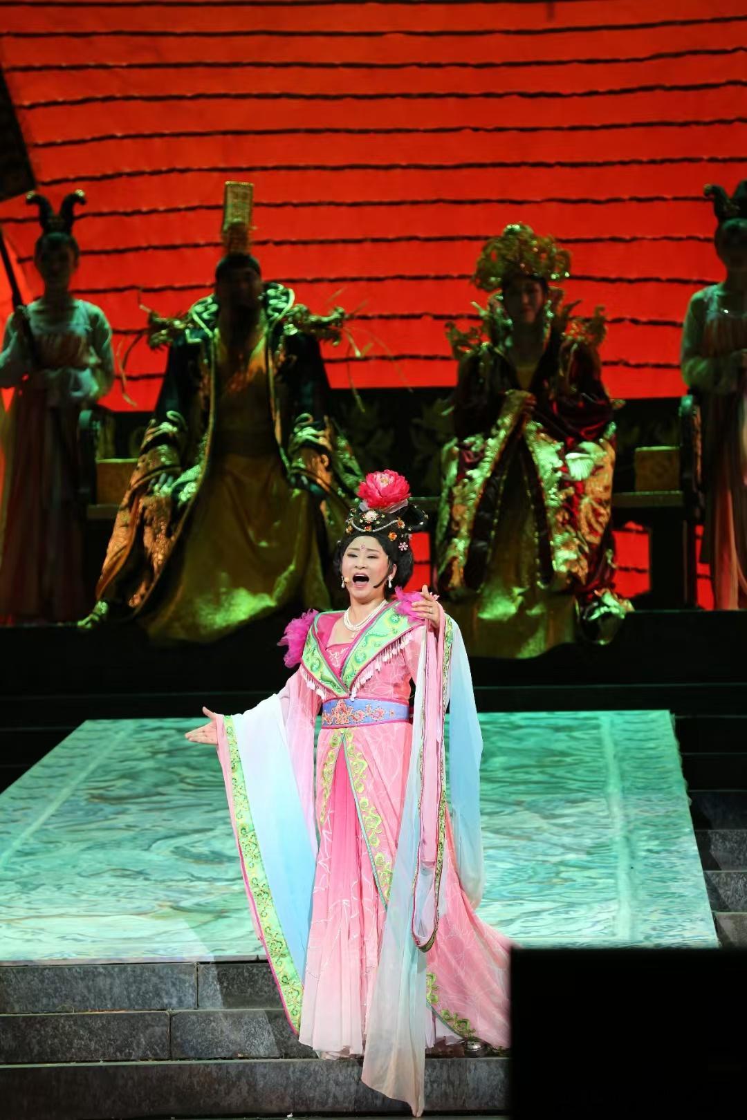 歌剧 《文成公主》剧照演出文成公主是唐朝宗室女，她远嫁吐蕃，为唐朝和吐蕃的关系以