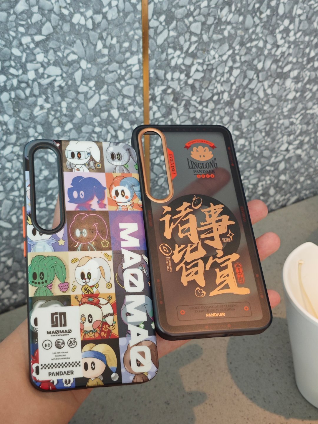 跟俩老友出来吃饭，去年他俩每人花费5k支持魅族旗舰。纯煤油了吧[送花花]今年他俩