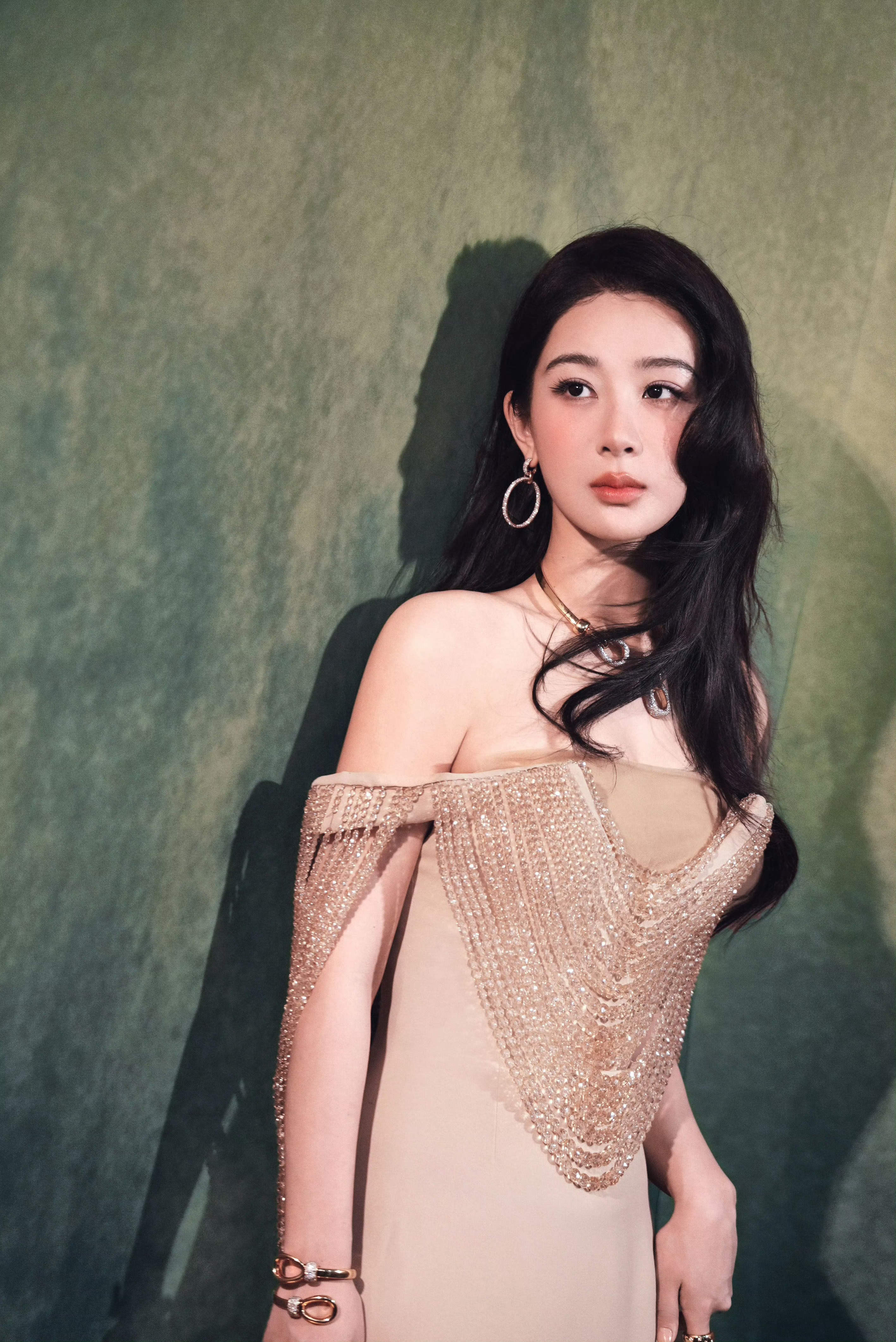 杨紫  yz杨紫董竹君 yz杨紫玉兰花开君再来你的笑容开在我心头，盛放出簇簇鲜花