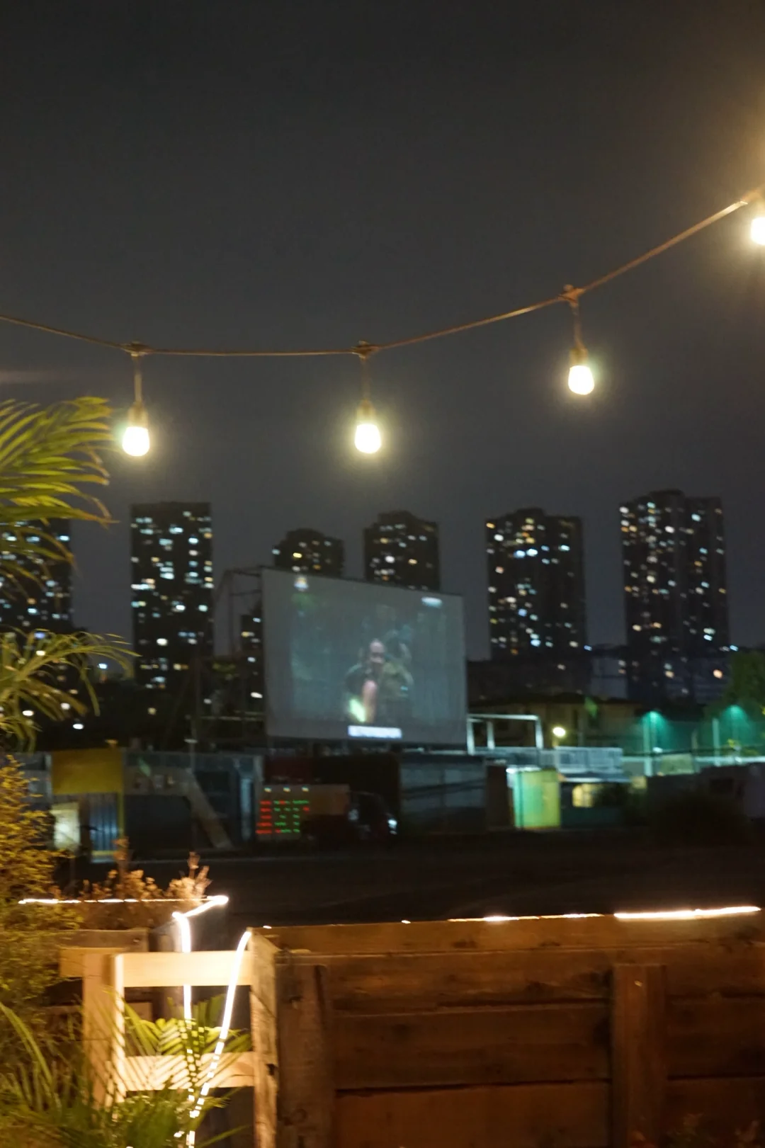 重庆国庆躺平指南｜在崖边营地偷得浮生半日