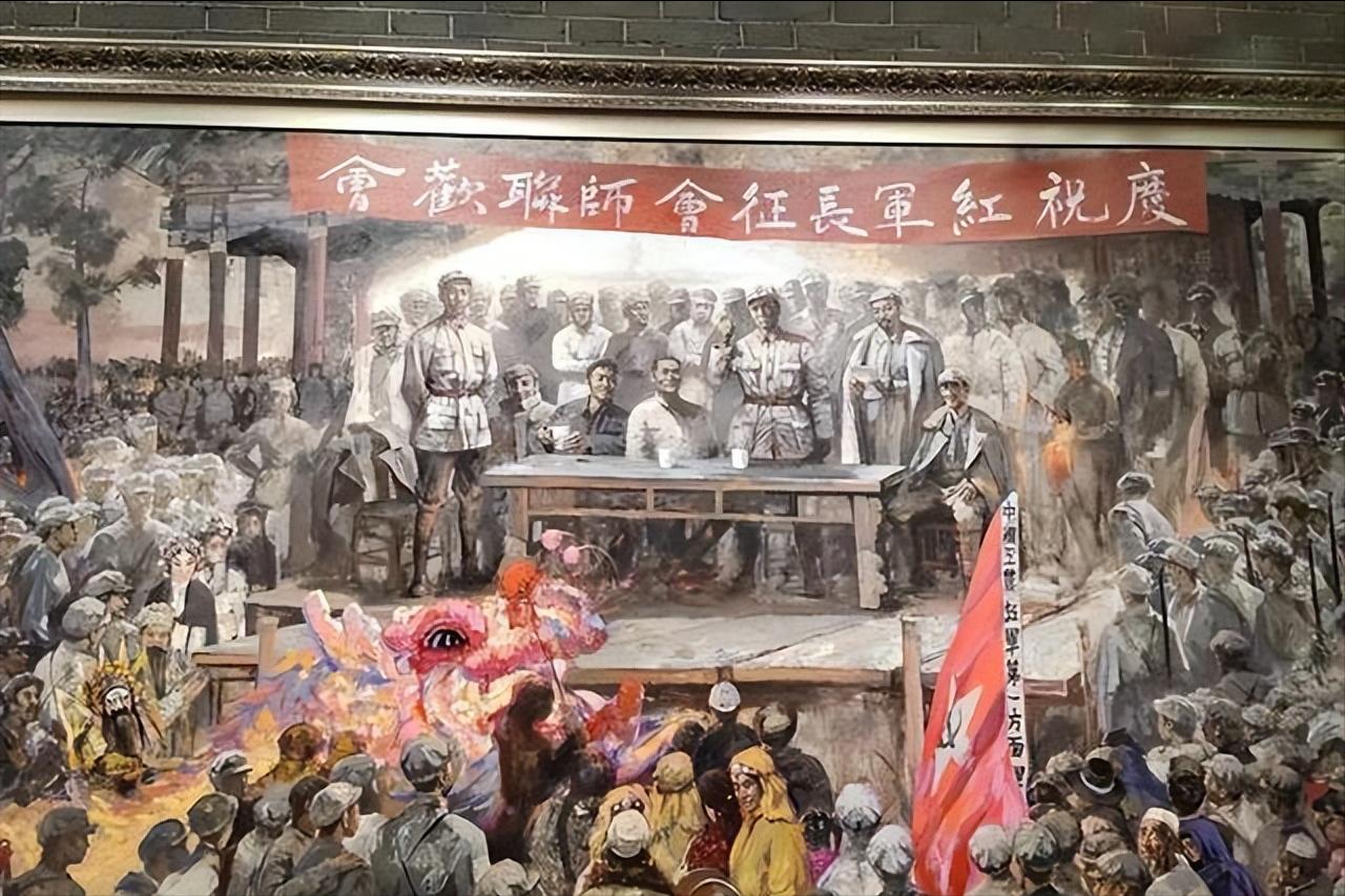 1936年，红二、六军团与红四方面军在甘孜会师。当时，红四方面军物资供应较为充足