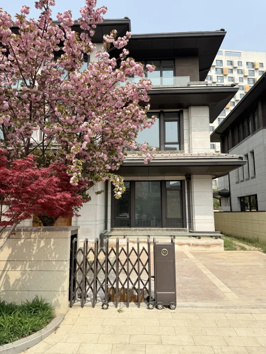 户型太棒啦！570W近地铁的联排别墅🏡