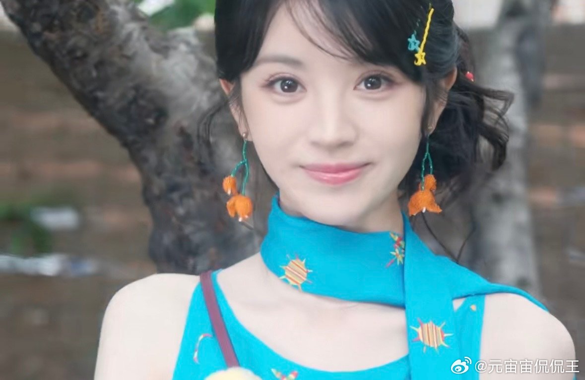 田曦薇高饱和千禧风造型田曦薇y2k造型薇薇太美了[爱慕][爱慕][爱慕] ​​​