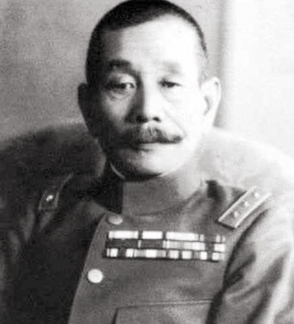 南京大屠杀以后，罪魁祸首松井石根偷偷从南京带走10坛血土。他将这些沾满中国人鲜血