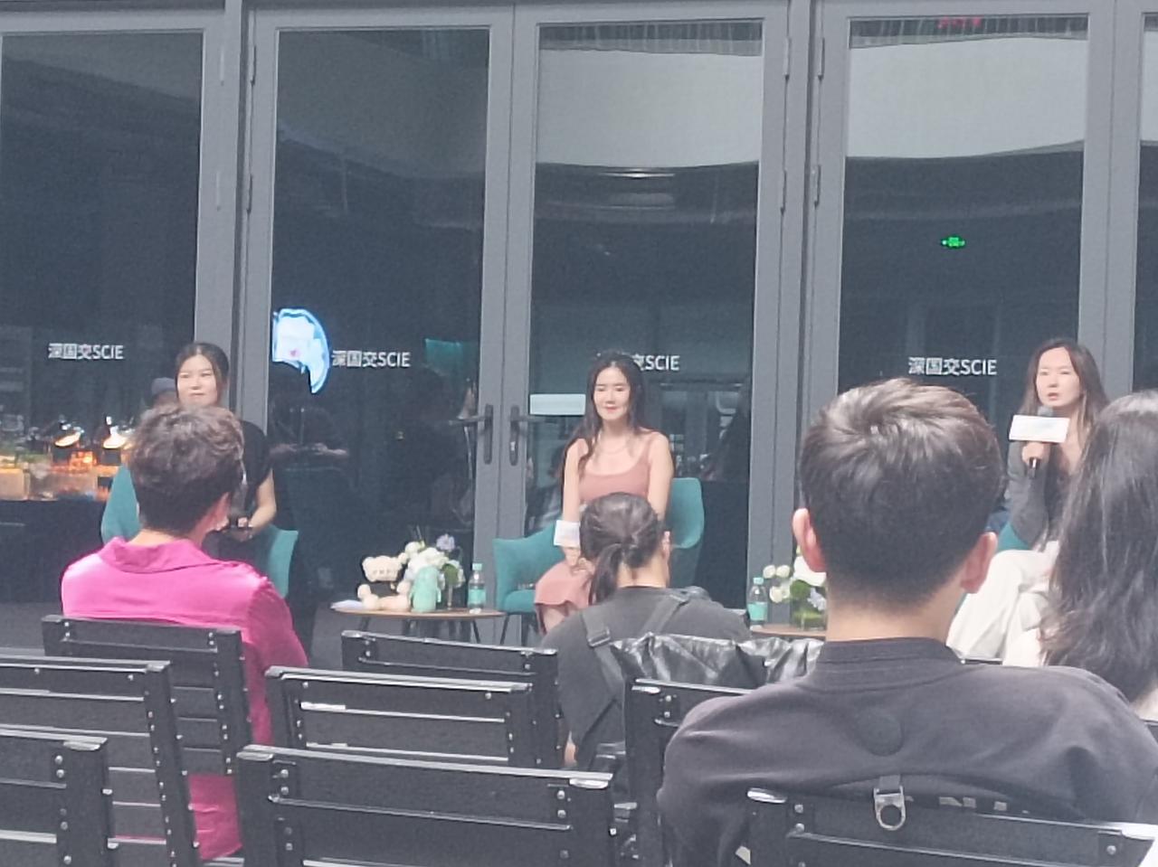 深国交校友开放日，08届的我已经被拍在沙滩上[笑] 听了很多学弟学妹分享低空经济