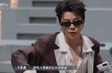 0713的哥哥们返场太好笑了，
看看这哥仨儿在游戏前和游戏中的区别
游戏前～一个