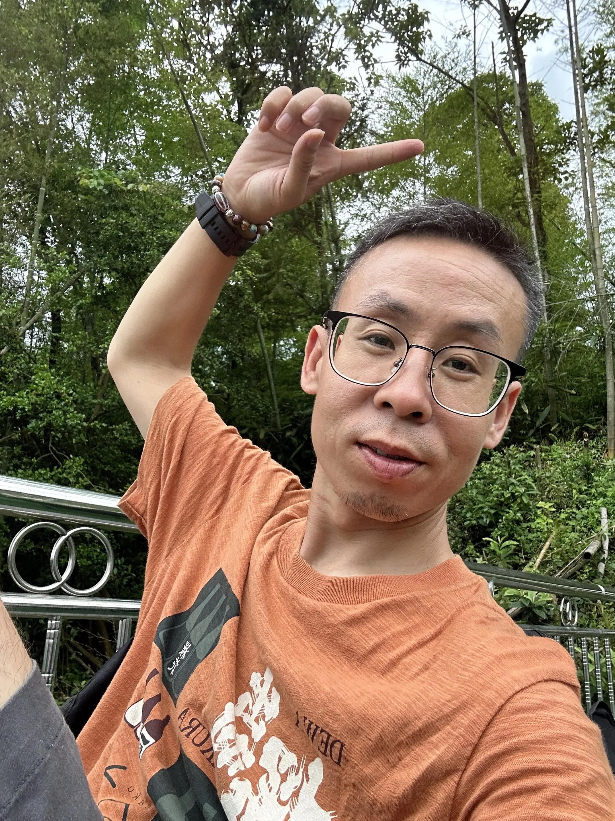 1. 世界上最好的心理医生 其实是那个有钱的自己，有钱它不会让你变坏...