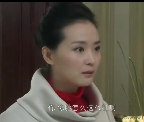 王艳真是美了一辈子！
和那些妆容精致的明星形成鲜明对比。她没了妆容加持，皮肤依旧