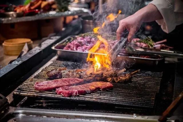 日常和美食分享 人间烟火气，最抚凡人心！
一年四季，总是在春肥、夏胖、秋膘、冬圆