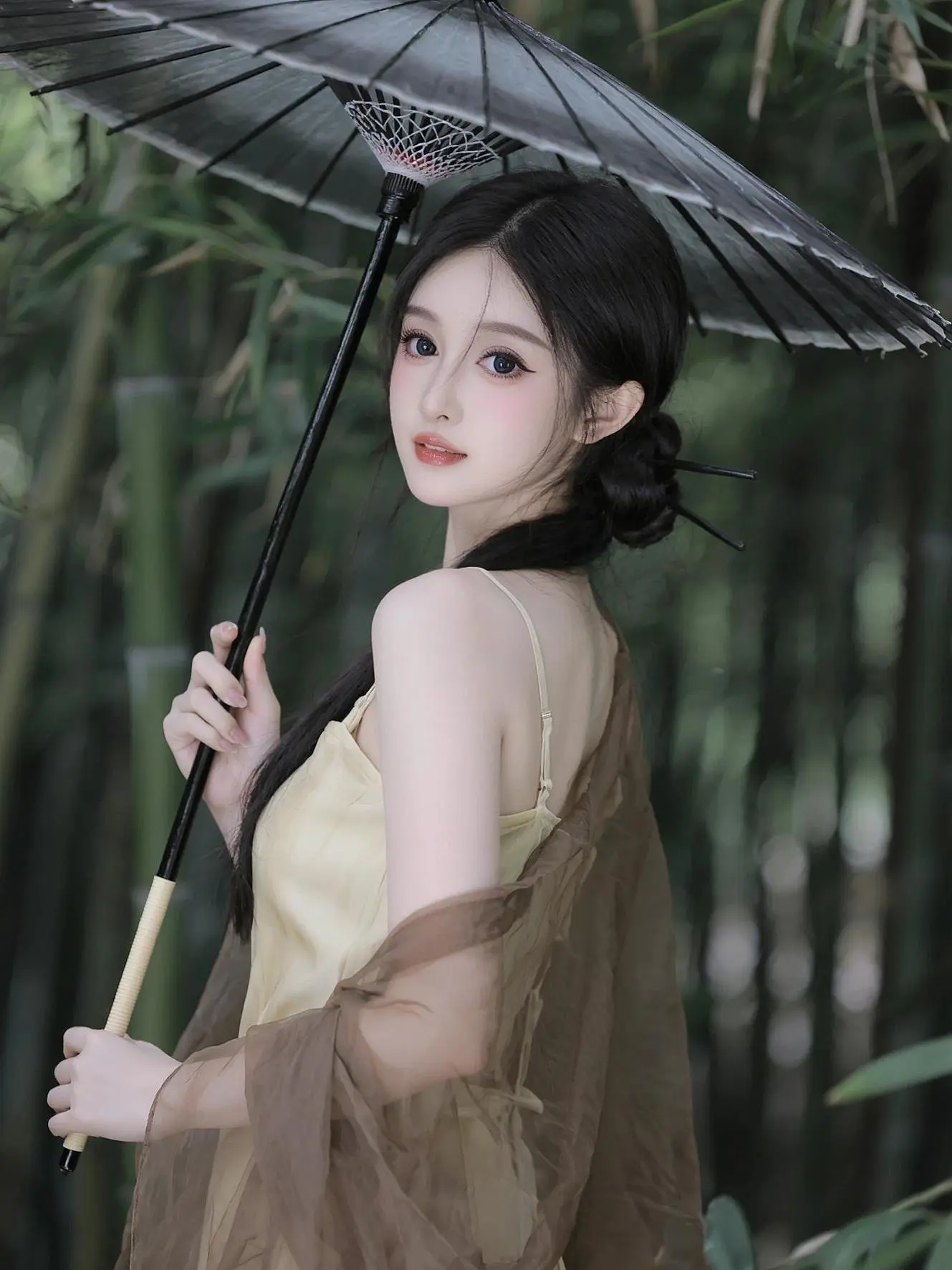 晚点来，谁还在？（隔壁装修声太吵晚些来）