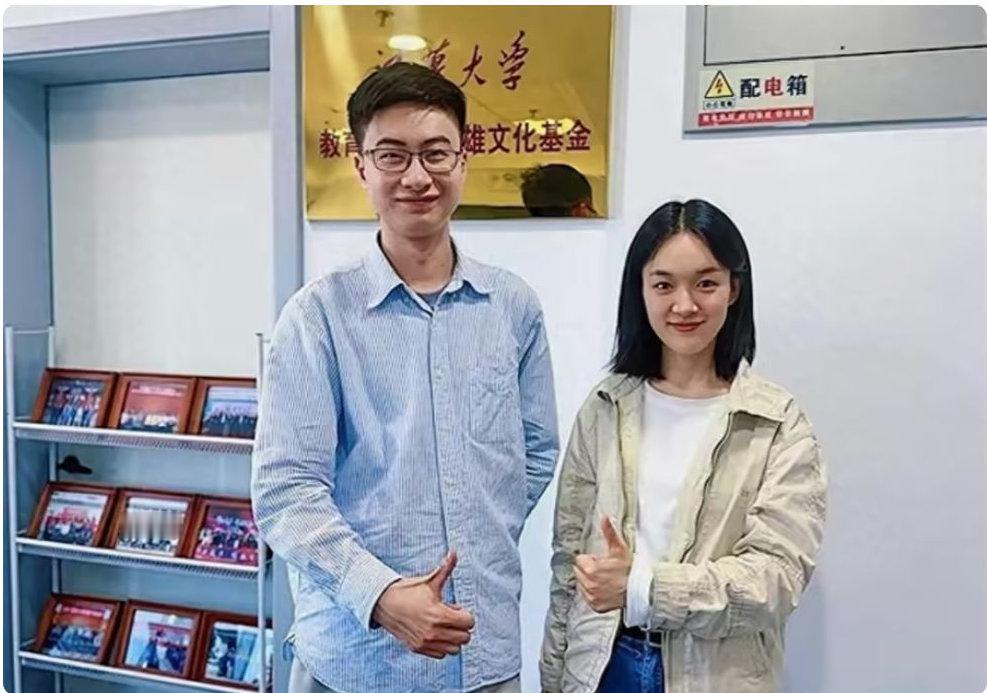因补习和庞众望结缘，如今相恋8年，已是清华博士的男友再传喜讯 