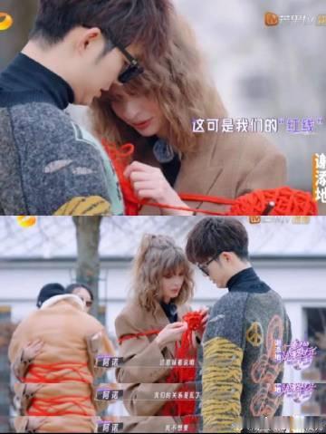 董力阿诺带儿子游天安门 游天安门，这是中国人专属的浪漫呀，董力一家三口漫步在天安