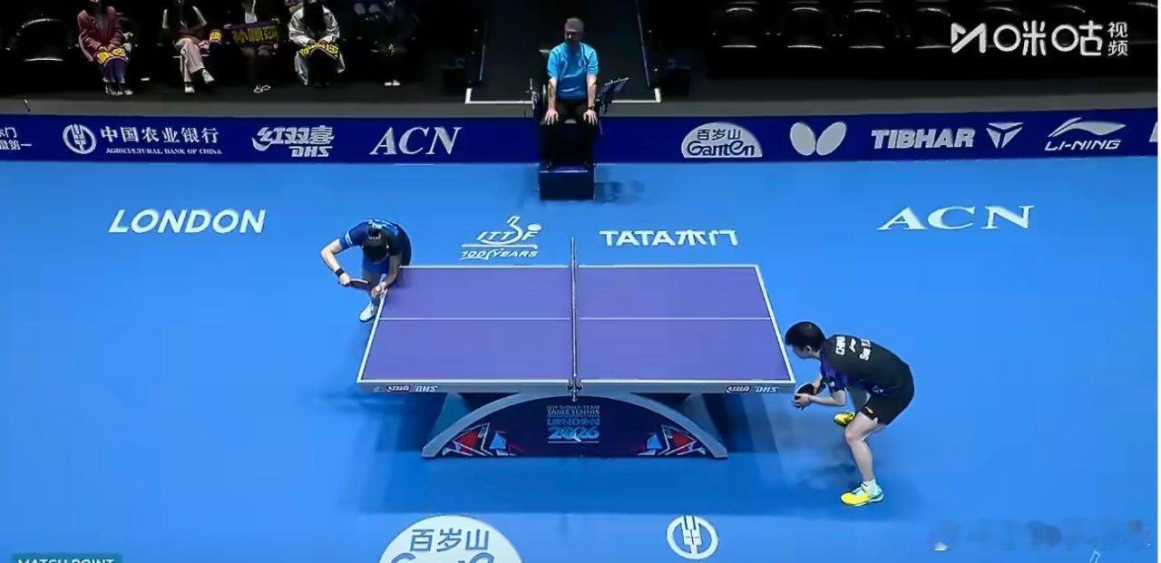 绝境逆转！孙颖莎鏖战五局3-2险胜金娜英，国乒女团2-0韩国拿下赛点孙颖莎3比2