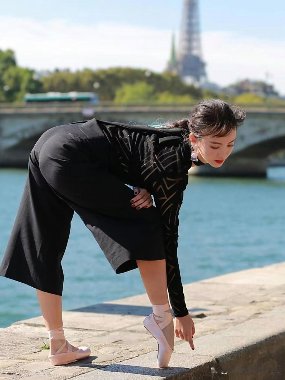 看来金晨的功底还挺深的 