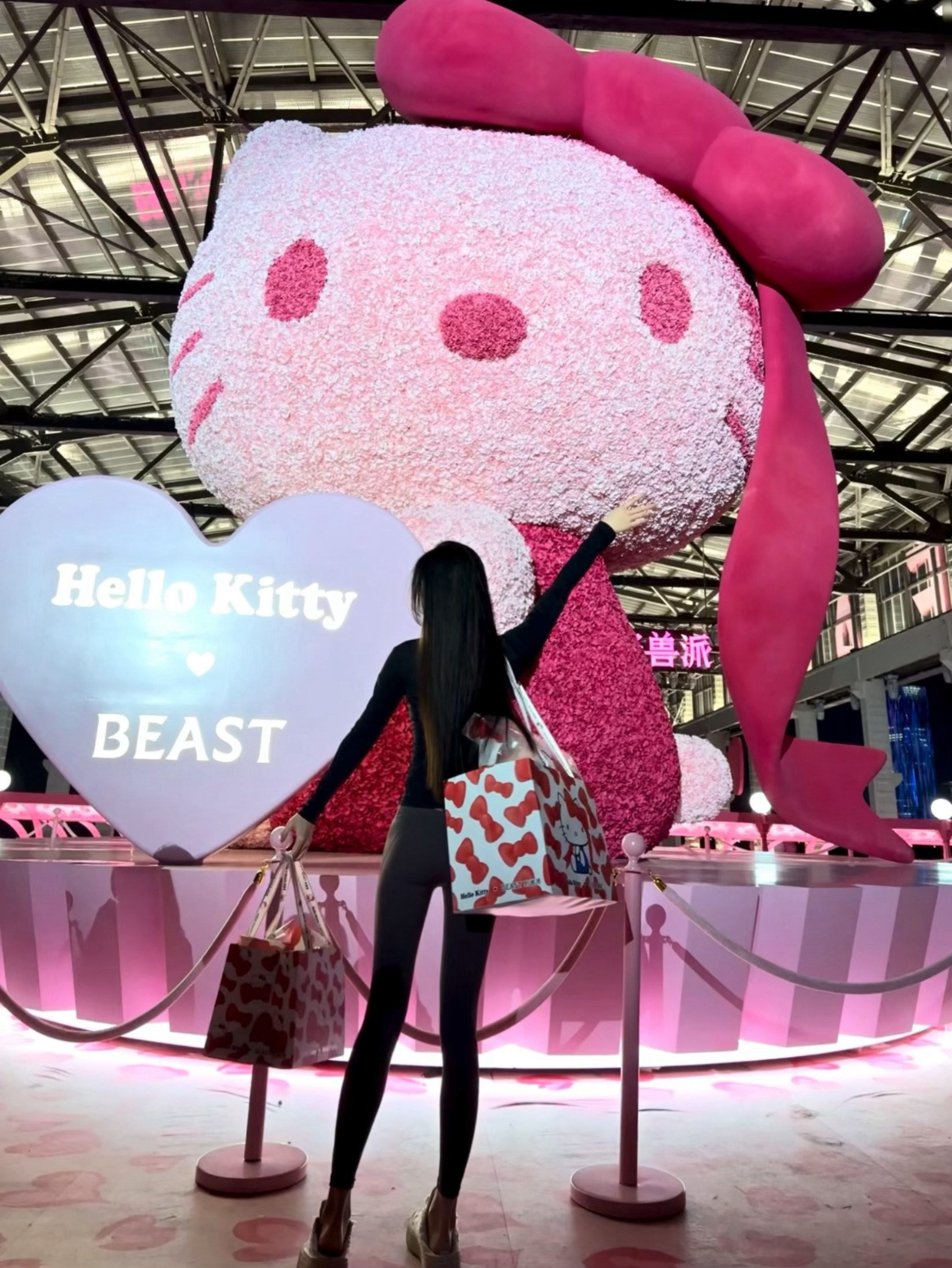 [哇][awsl]喜欢一切Hellokitty的东西~ ​​​
