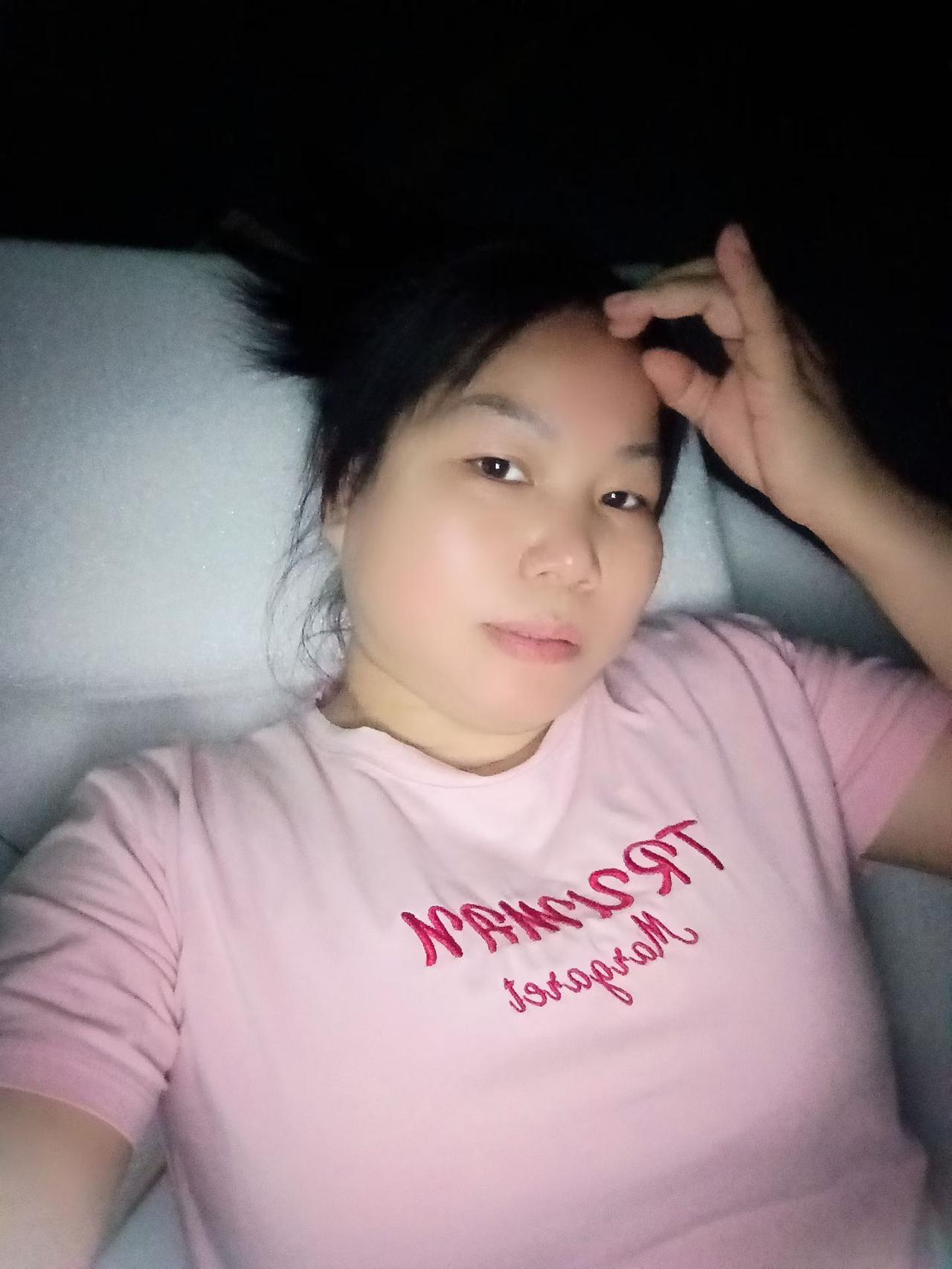 一个40多岁的单身女人，很多人都问你停水停电了吗？你还有小孩生吗？我每个月的月事