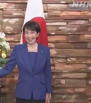 奇怪了，高市早苗再次当选日本首相后，第一时间感谢的不是日本民众，而是美国总统特朗