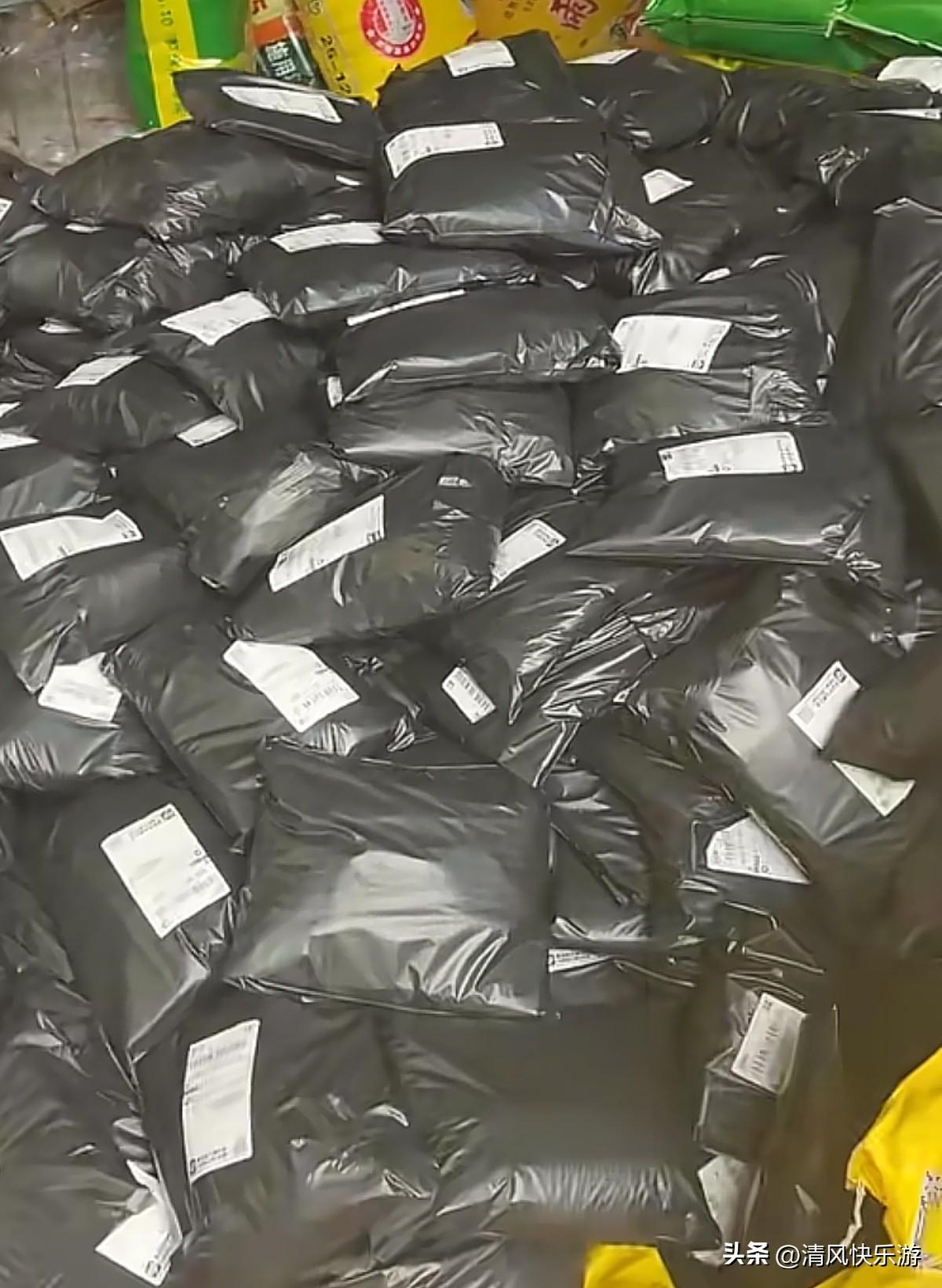 一个人在家做电商，今天订单太多了，晚上继续加班。