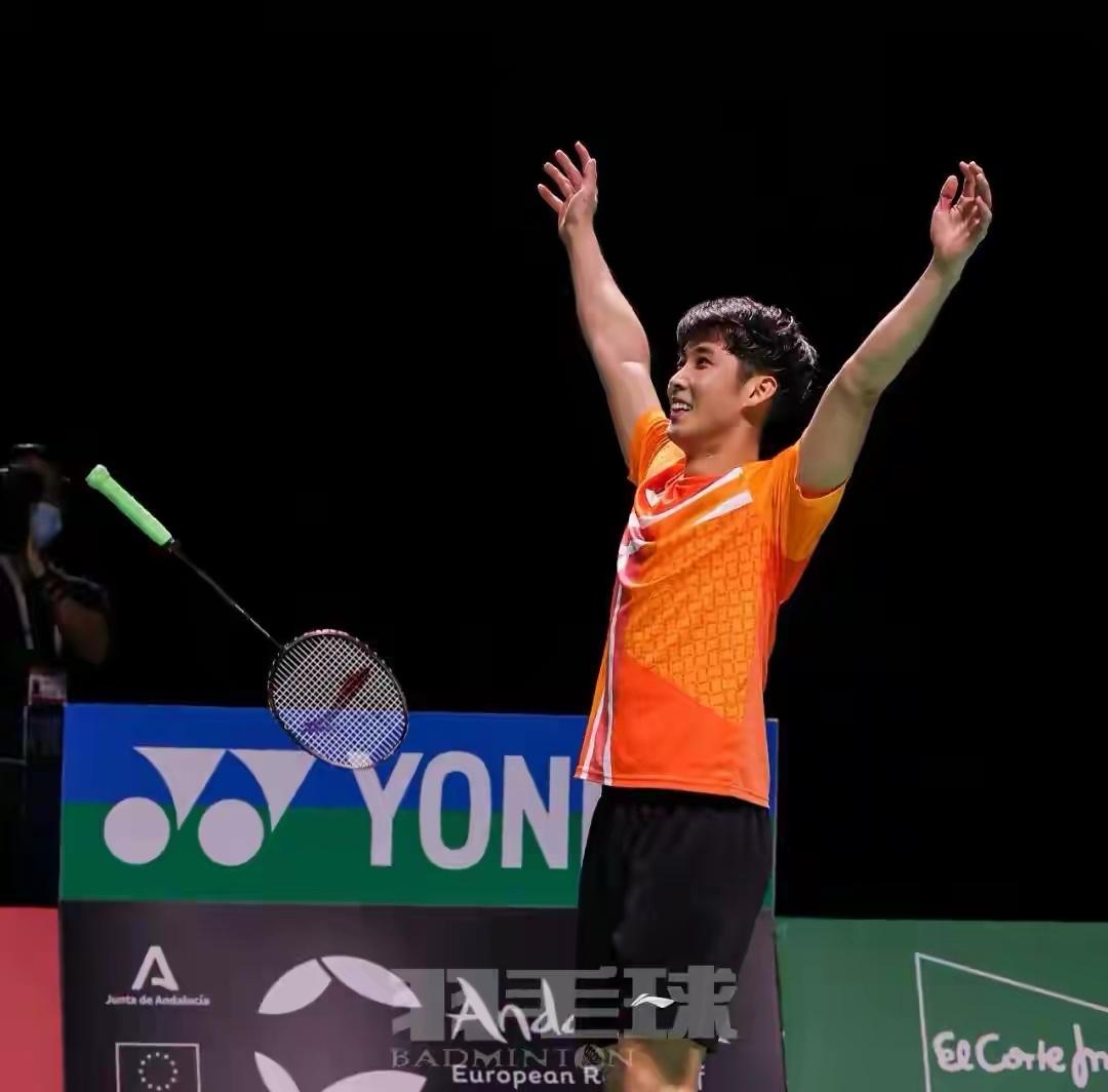 骆健佑0-2乌拜迪拉，输给07年小将无缘2025东南亚运动会男单半决赛！
骆健佑