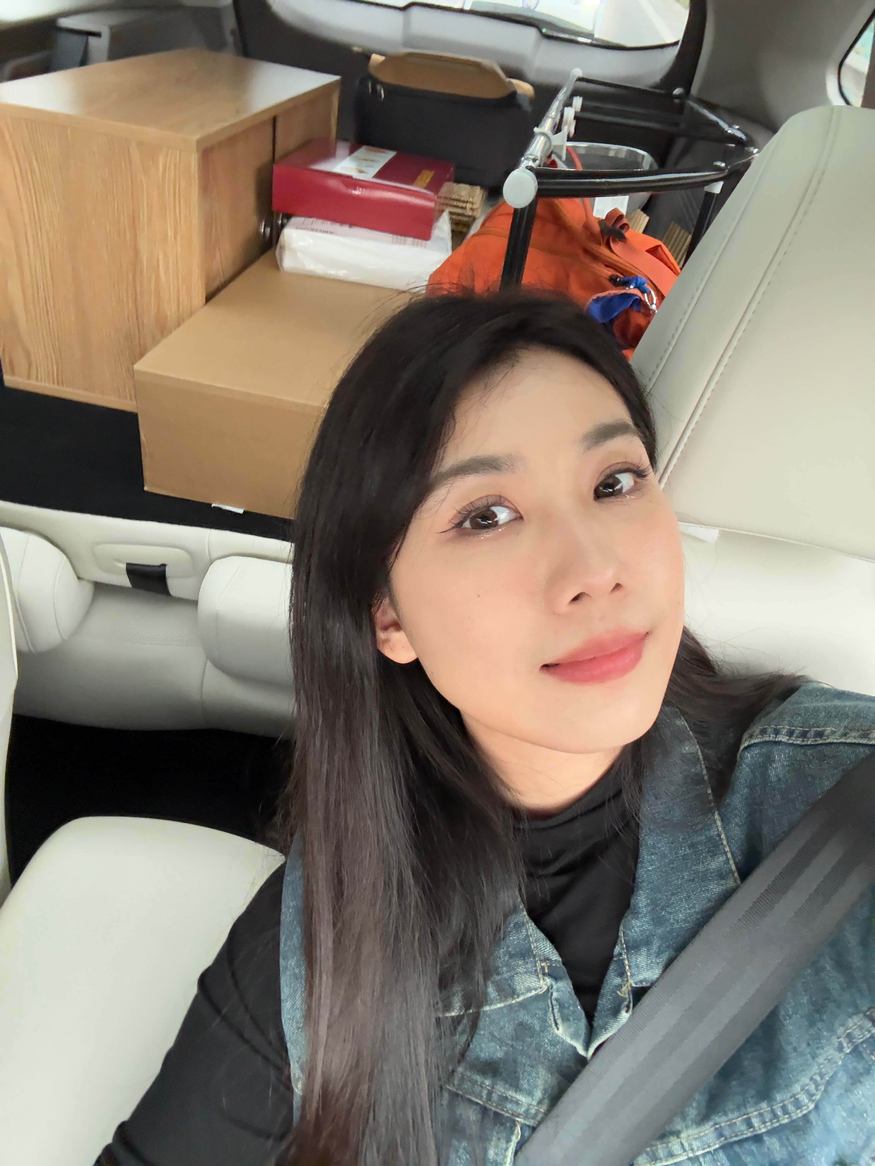拿今天的拍摄车又去宜家采购了一下[喵喵]这个家终于是快搬完了 ​​​