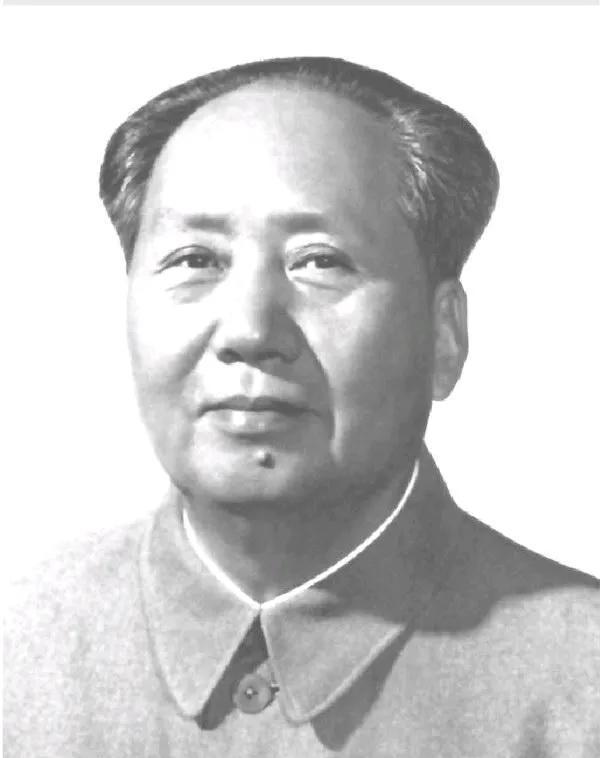 “润莲死在了新疆，润菊埋在了江西，开慧死在了长沙，泽建埋在了衡山，岸英永远埋在了