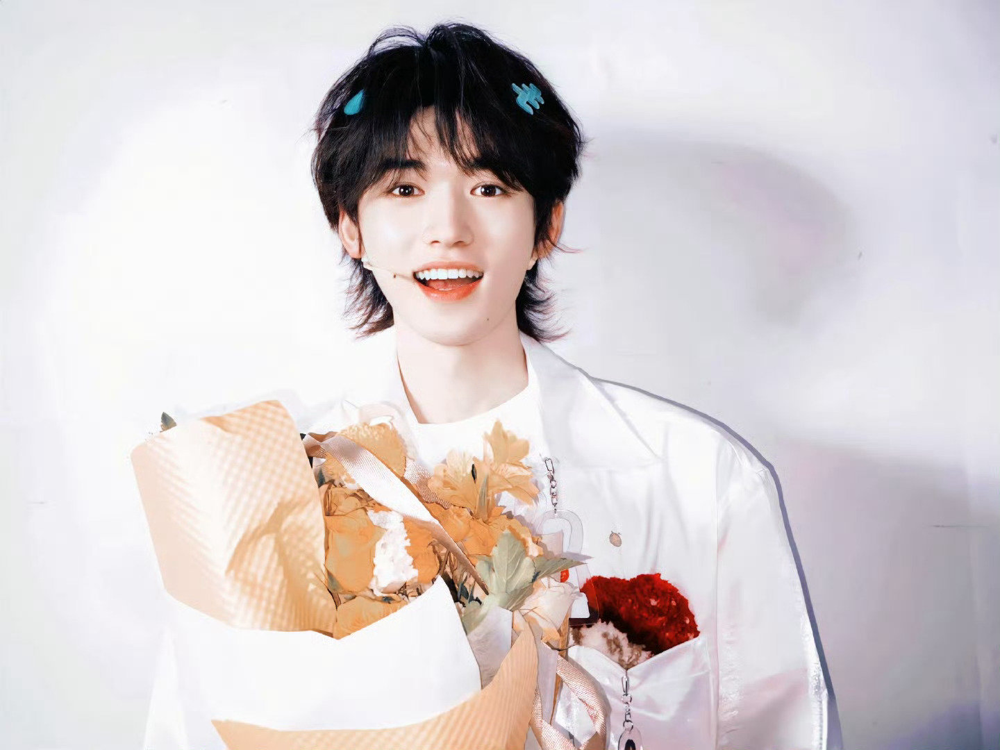 宋鼠标  𓂂𓏸․₊˚遇见你的眉眼 如清风明月 在似曾相识的凡间ε♡з ₊⁺⑉