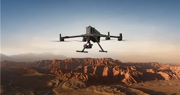 大疆Matrice 400发布：续航59分钟，支持AR投射与多场景应用