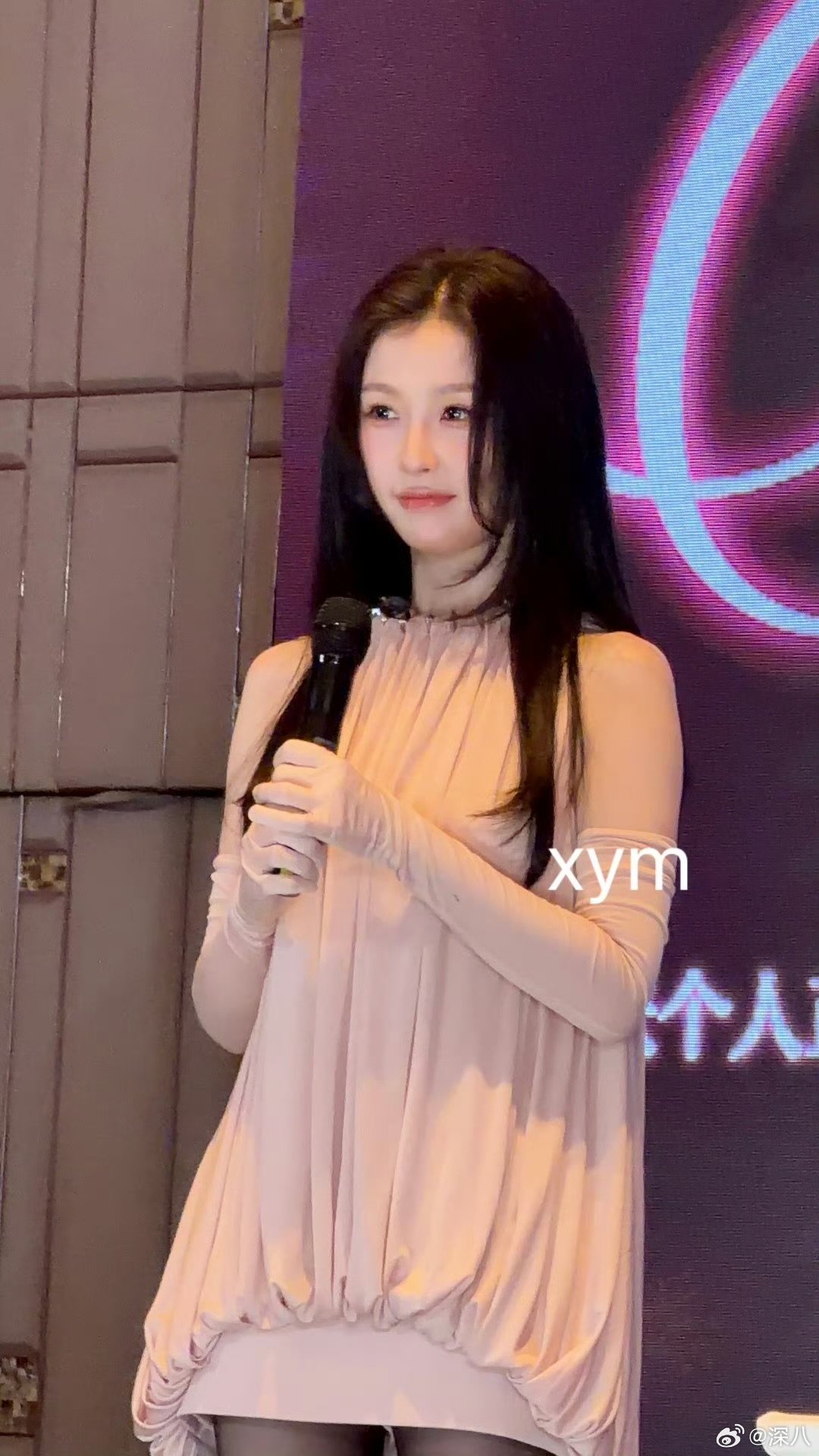 虞书欣说见面很开心回家注意安全虞书欣签售会vlog虞书欣说见面很开心回家注意安全