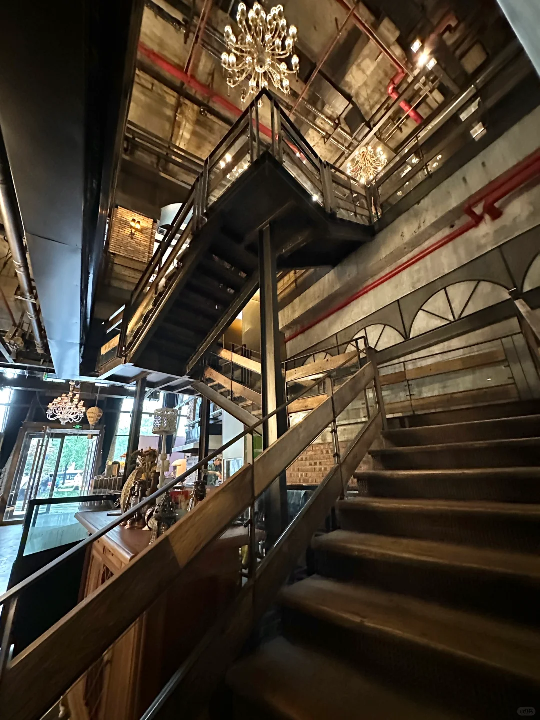 不是上海！是在长沙！！真的太会氛围了…