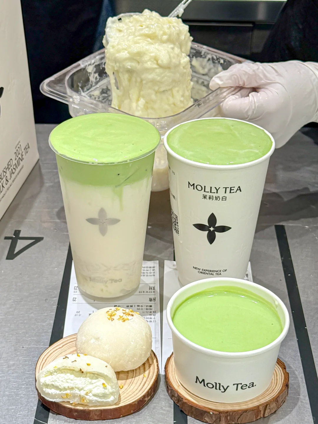 茉莉奶白这杯开心果糯叽叽封神！！好喝s了！！