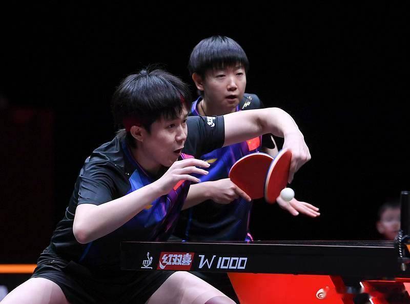 WTT香港总决赛：孙颖莎带伤出战 莎头组合0-3不敌韩国无缘冠军------北京