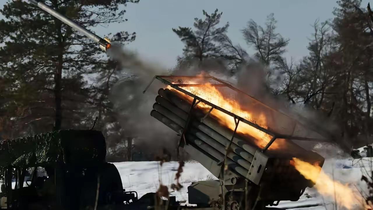 俄罗斯和北约谁将输光所有？欧洲要求的不仅仅是俄军撤离乌克兰！欧洲方面，还要求，俄