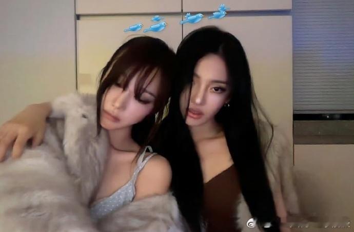吉赛尔晒照为宁艺卓庆生吉赛尔晒合照给宁艺卓庆生 ​ 粉丝直呼好甜！吉赛尔晒合照庆