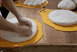 做馒头也搭上了机械化、自动化的高效赛道。