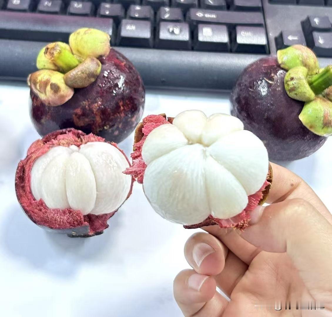 这是啥，还没有吃过[捂脸]