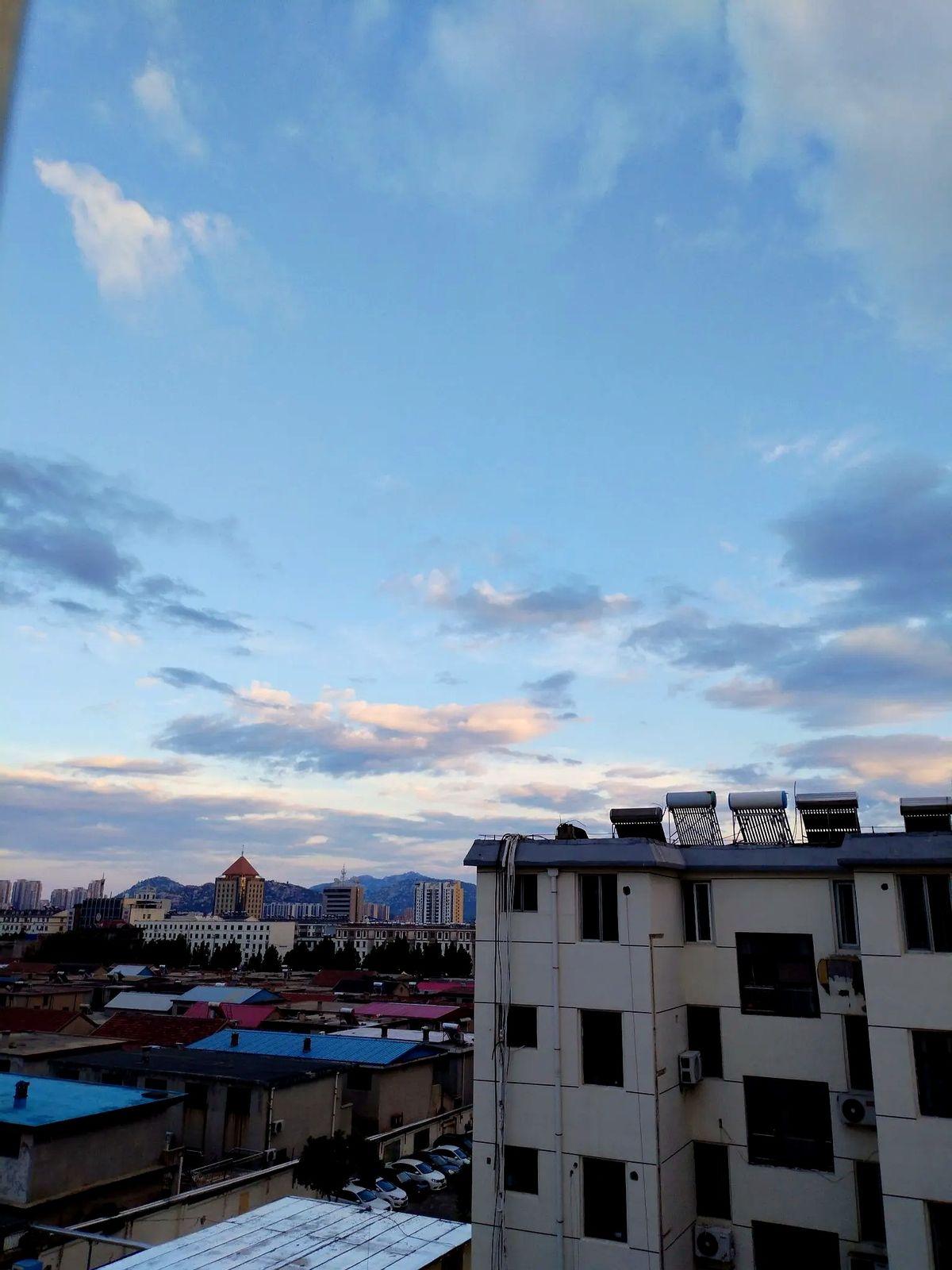 同班同课，工资少八百

我失眠到凌晨四点

教培老师一枚，暑假班结束当晚收到工资