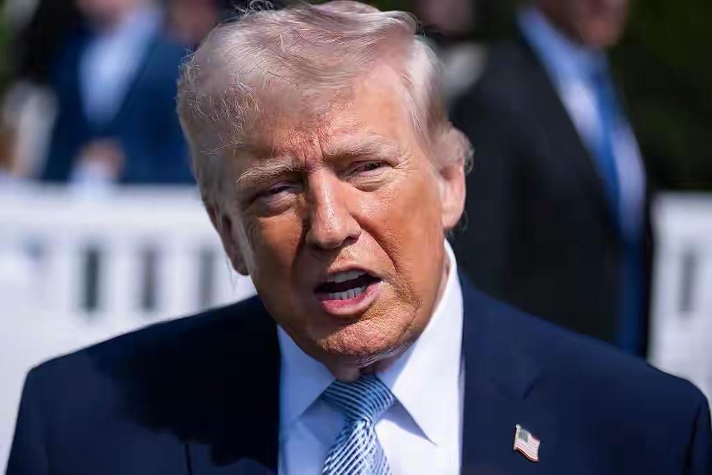 美国总统特朗普9日表示，他对美国与伊朗达成和平协议“非常乐观”，认为协议已触手可